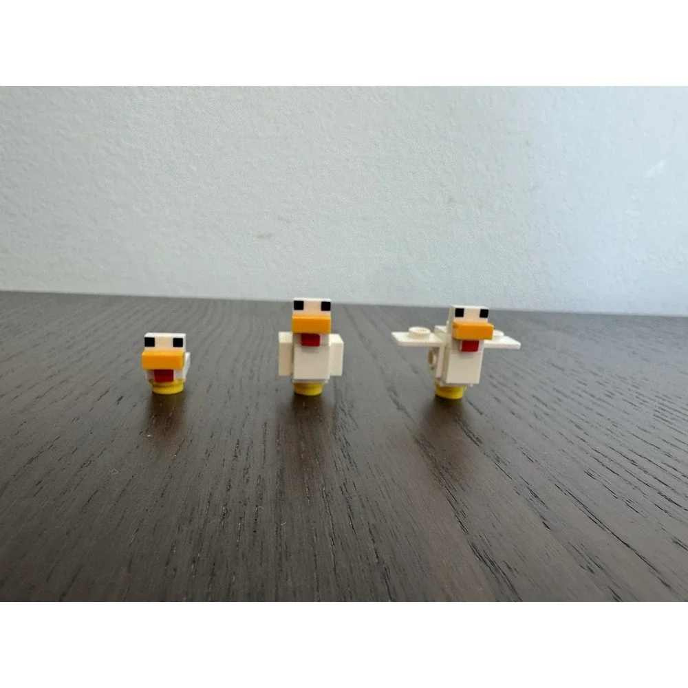 (Lot of 3) Lego Minecraft Chicken Minifigures White Feathers 21140 Chics - Picture 2 of 6